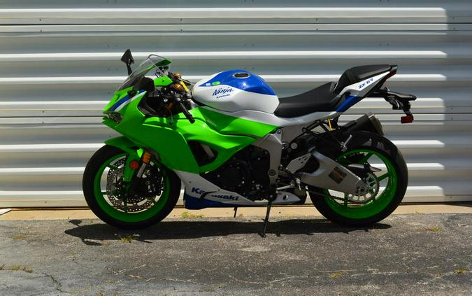 2024 Kawasaki Ninja® ZX™-6R 40th Anniversary Edition ABS