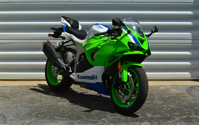 2024 Kawasaki Ninja® ZX™-6R 40th Anniversary Edition ABS