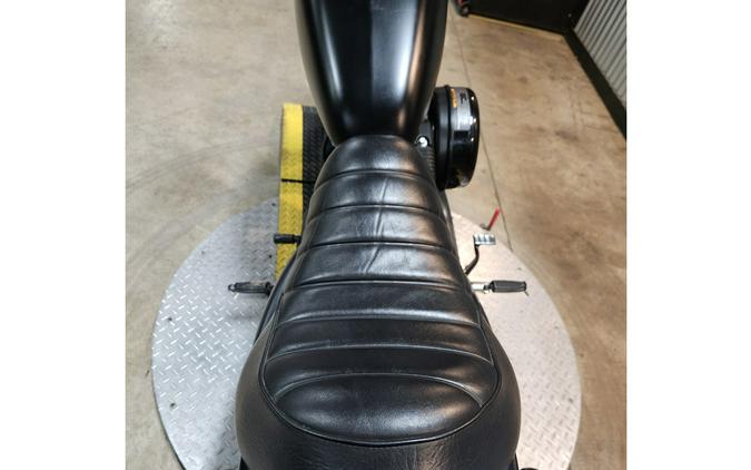 2021 Harley-Davidson® IRON 883