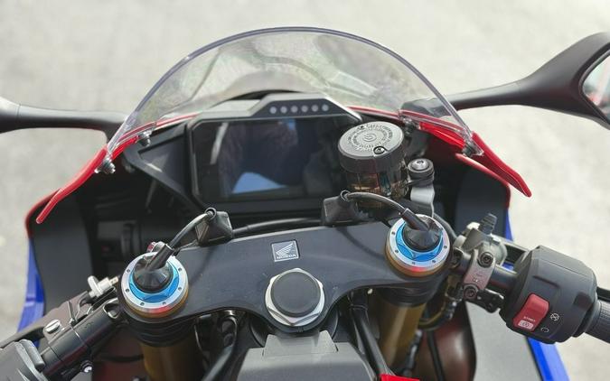 2027 Honda CBR1000RR-R Fireblade SP Grand Prix Red - 600074