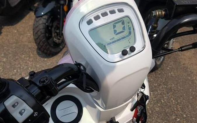 2022 SYM Mio 49cc Scooter