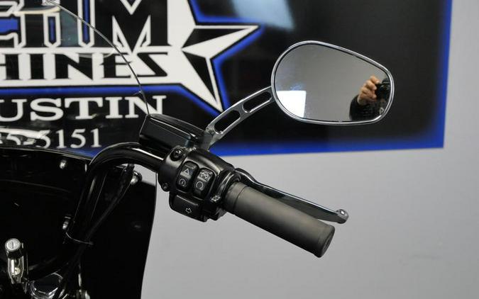 2022 Harley-Davidson® FLHCS - Heritage Classic 114