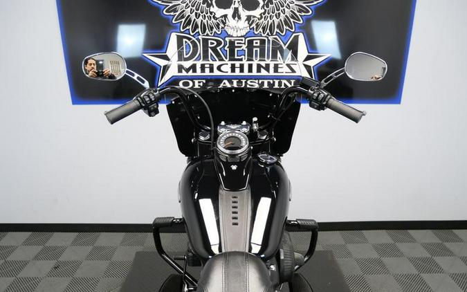 2022 Harley-Davidson® FLHCS - Heritage Classic 114