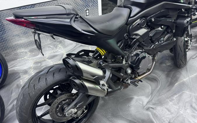 2022 DUCATI MONSTER 937 PLUS, only 8594 miles and Free Warranty!