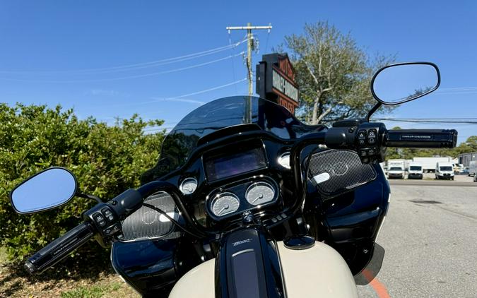 2023 Harley-Davidson® Road Glide® ST FLTRXST