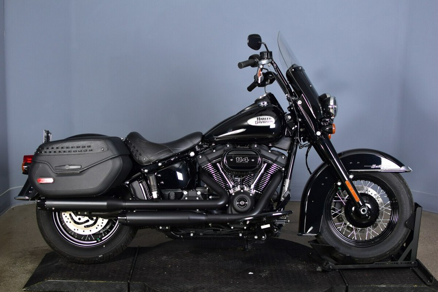 2023 Harley-Davidson Heritage Classic Vivid Black