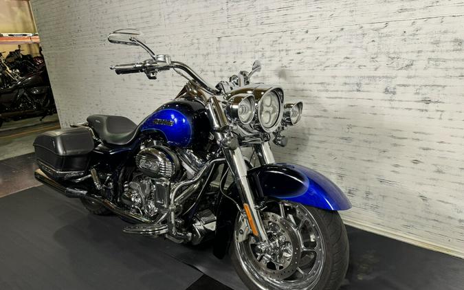 2008 Harley-Davidson Screamin’ Eagle Road King TW BLUE/COBALT 955795-1