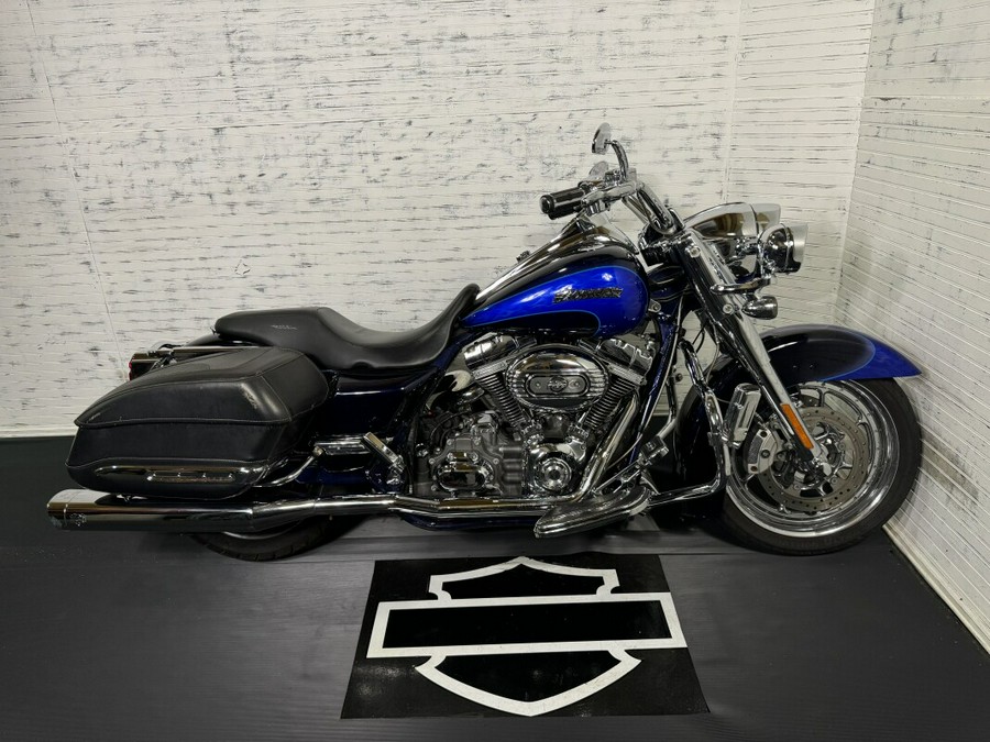 2008 Harley-Davidson Screamin’ Eagle Road King TW BLUE/COBALT 955795-1