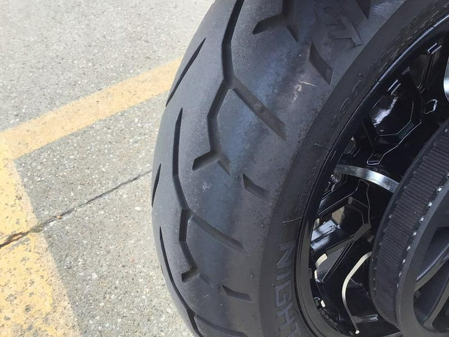 2024 Indian Motorcycle® Sport Chief Black Smoke