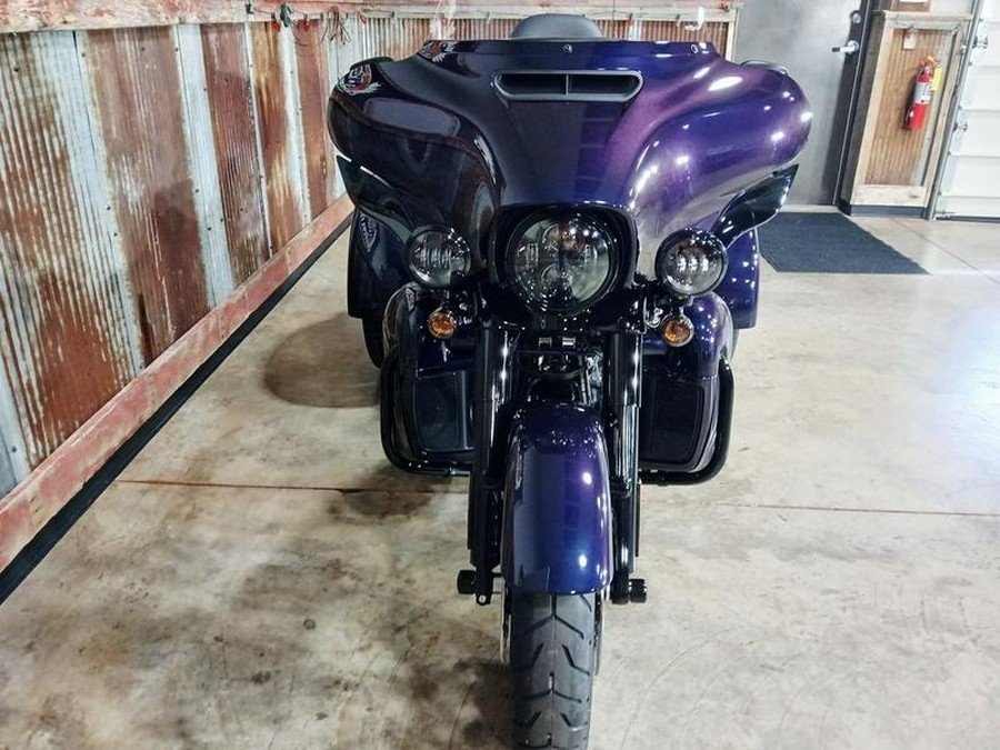2025 Harley-Davidson® FLHTCUTG - Tri Glide® Ultra