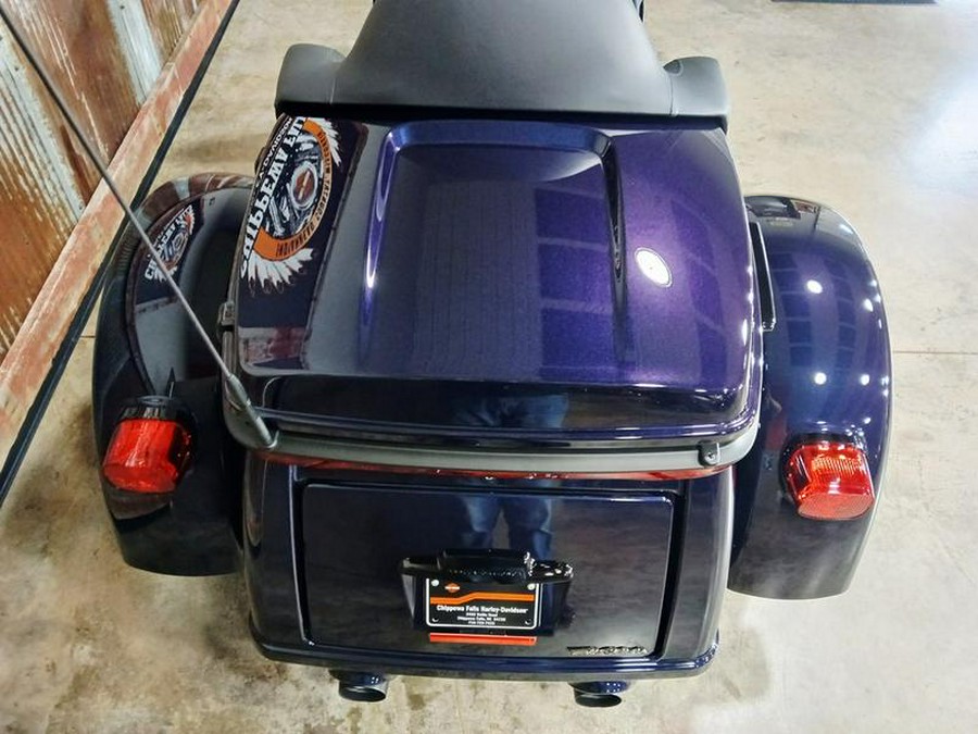 2025 Harley-Davidson® FLHTCUTG - Tri Glide® Ultra