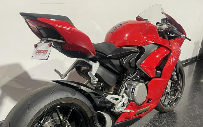 2025 Ducati Panigale V2
