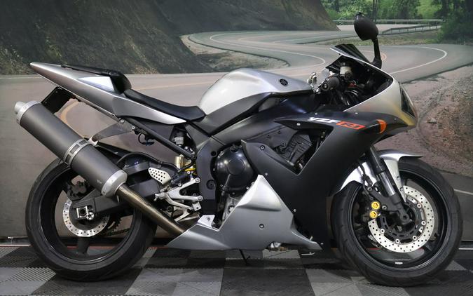 2002 Yamaha YZF-R1
