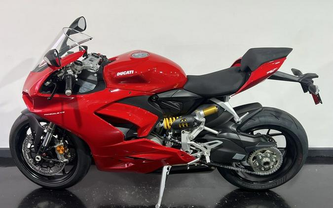 2024 Ducati Panigale V2 Red