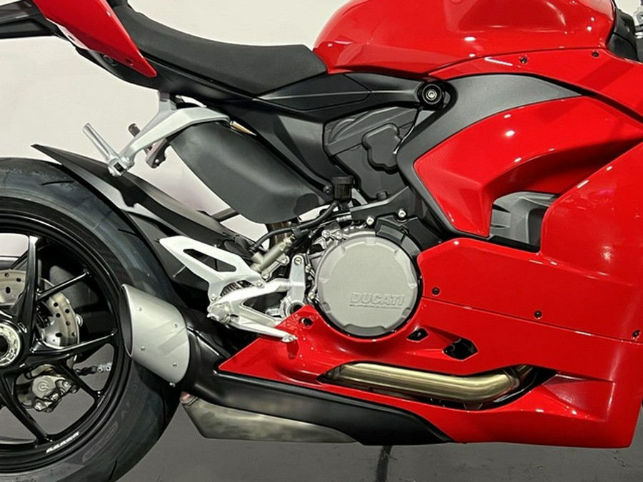 2024 Ducati Panigale V2 Red