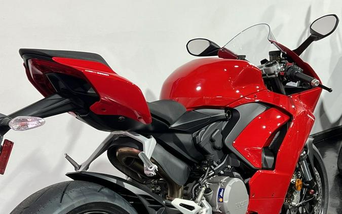 2024 Ducati Panigale V2 Red