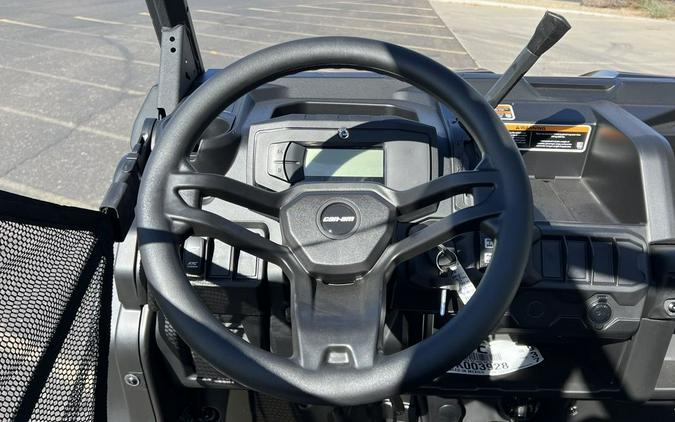 2026 Can-Am® Defender MAX DPS HD9 Stealth Black