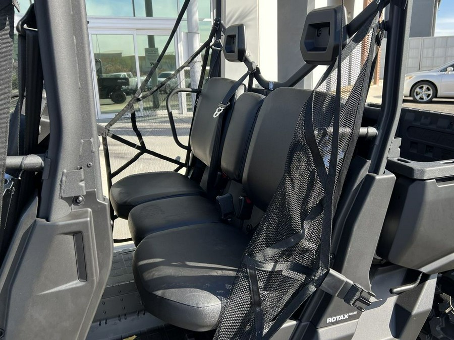 2026 Can-Am® Defender MAX DPS HD9 Stealth Black