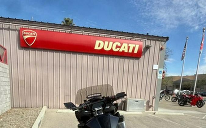 2025 BMW K 1600 B Black Storm Metallic