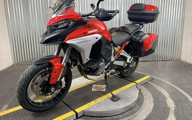 2022 Ducati Multistrada V4 Travel & Radar