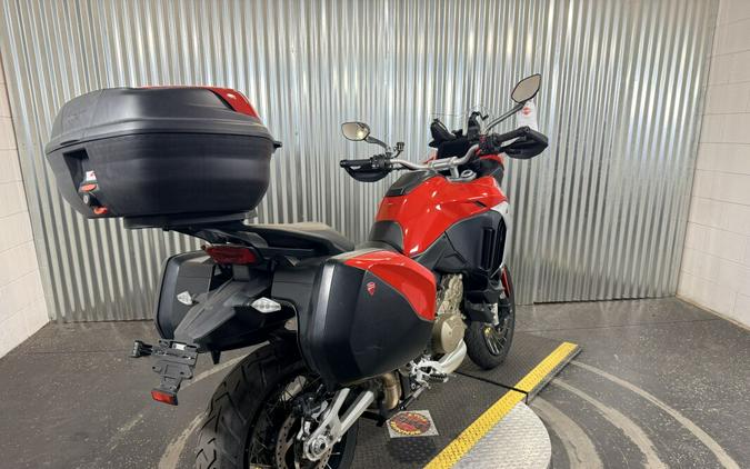 2022 Ducati Multistrada V4 Travel & Radar