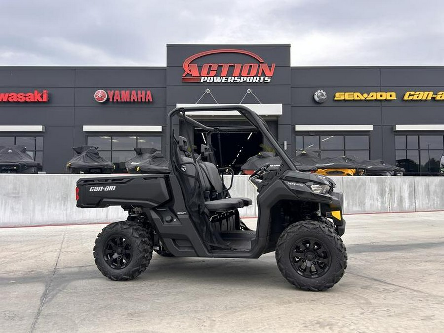2025 Can-Am® Defender DPS HD9 Stealth Black