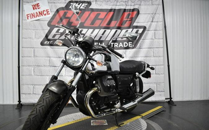 2018 Moto Guzzi V7 III Carbon