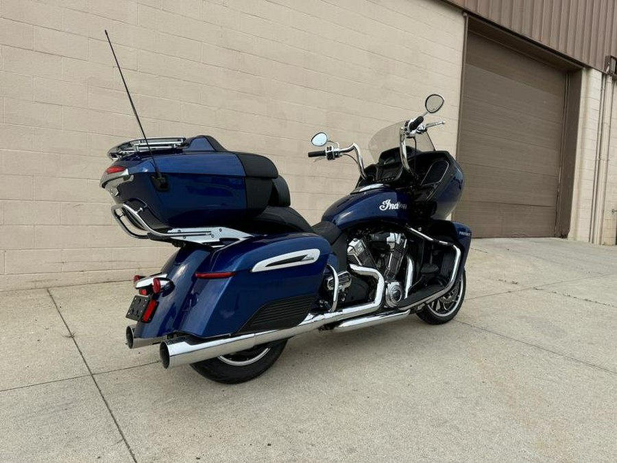 2022 Indian Motorcycle® Pursuit Limited with Premium Package Deepwater Metallic