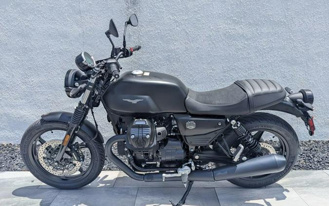 2026 Moto Guzzi V7 Stone