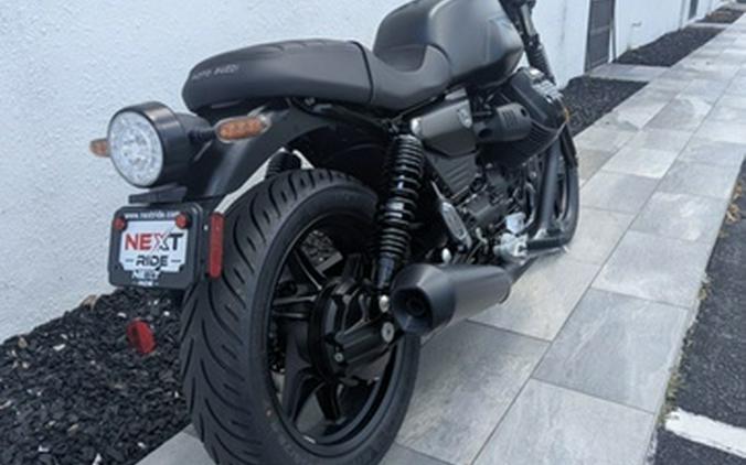 2026 Moto Guzzi V7 Stone