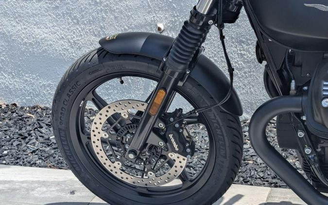 2026 Moto Guzzi V7 Stone