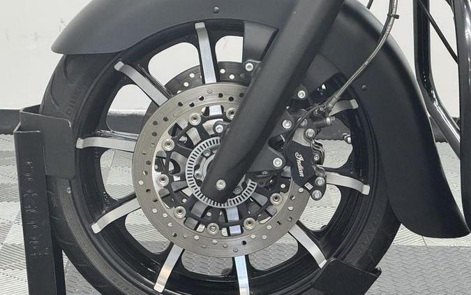 2020 Indian Motorcycle® Chieftain® Dark Horse® Thunder Black Smoke
