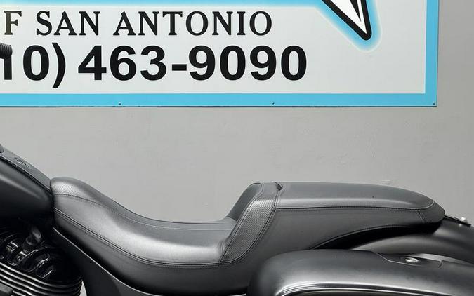 2020 Indian Motorcycle® Chieftain® Dark Horse® Thunder Black Smoke