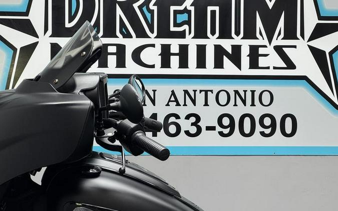 2020 Indian Motorcycle® Chieftain® Dark Horse® Thunder Black Smoke