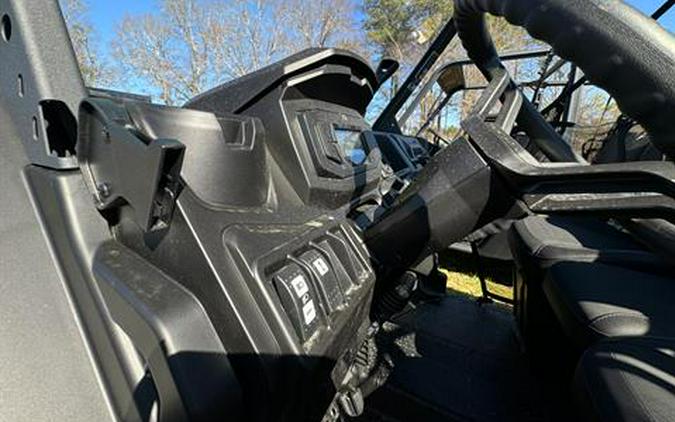 2024 Can-Am Defender XT HD10