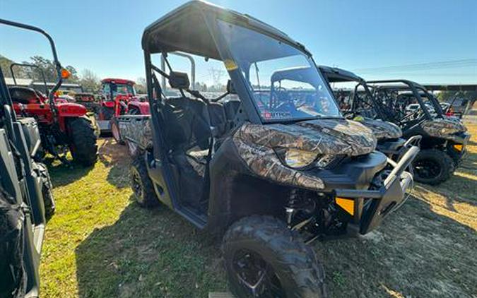 2024 Can-Am Defender XT HD10