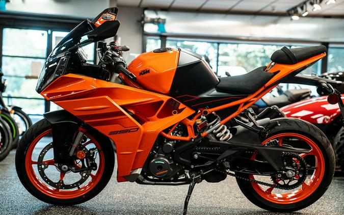 2024 KTM RC 390