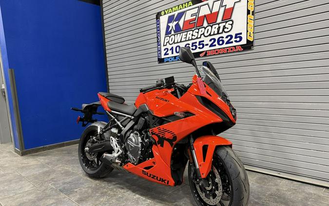 2025 Suzuki GSX-S 8R