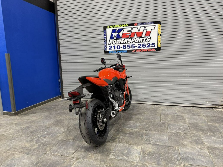 2025 Suzuki GSX-S 8R