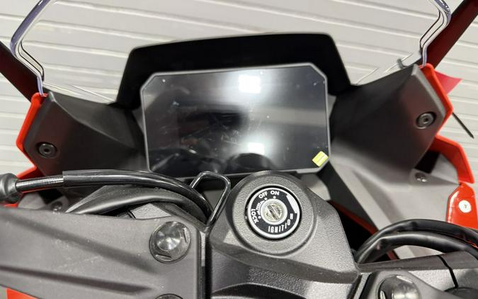 2025 Suzuki GSX-S 8R