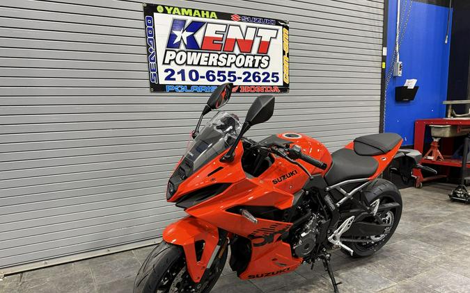 2025 Suzuki GSX-S 8R