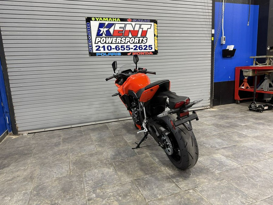 2025 Suzuki GSX-S 8R