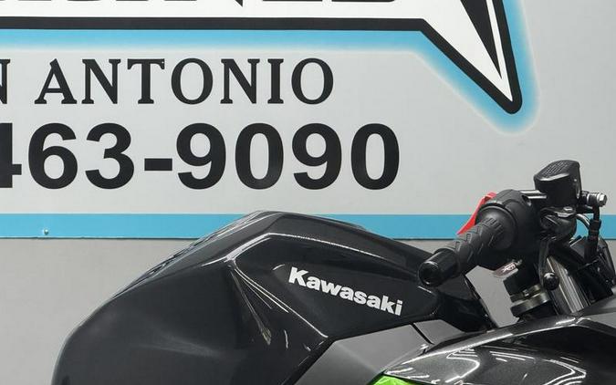 2023 Kawasaki Ninja® 400 Matrix Camo Gray/Metallic Matte Carbon Gray