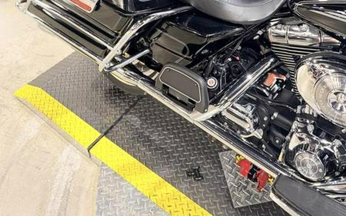 2006 Harley-Davidson® FLHTC-UI