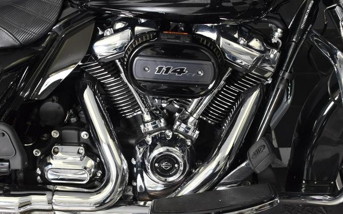 2021 Harley-Davidson Road King Vivid Black FLHR