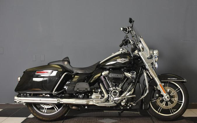 2021 Harley-Davidson Road King Vivid Black FLHR