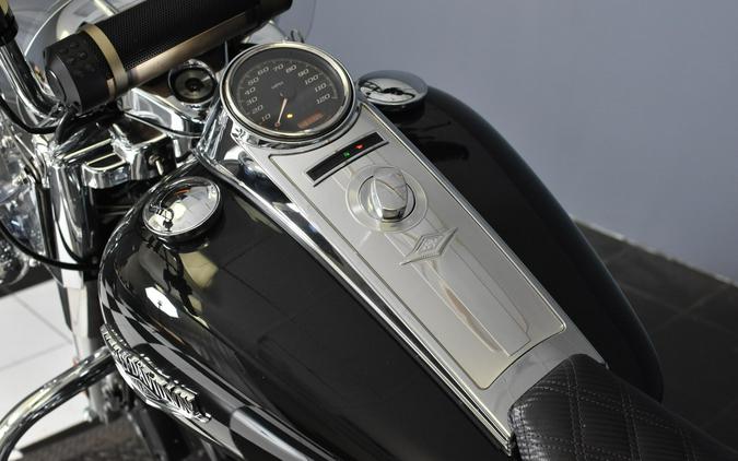 2021 Harley-Davidson Road King Vivid Black FLHR