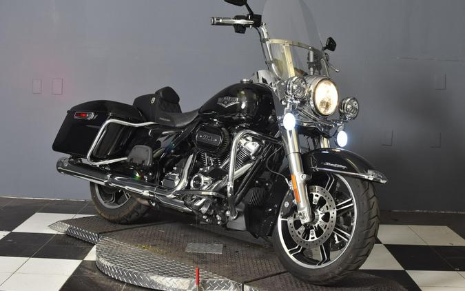 2021 Harley-Davidson Road King Vivid Black FLHR