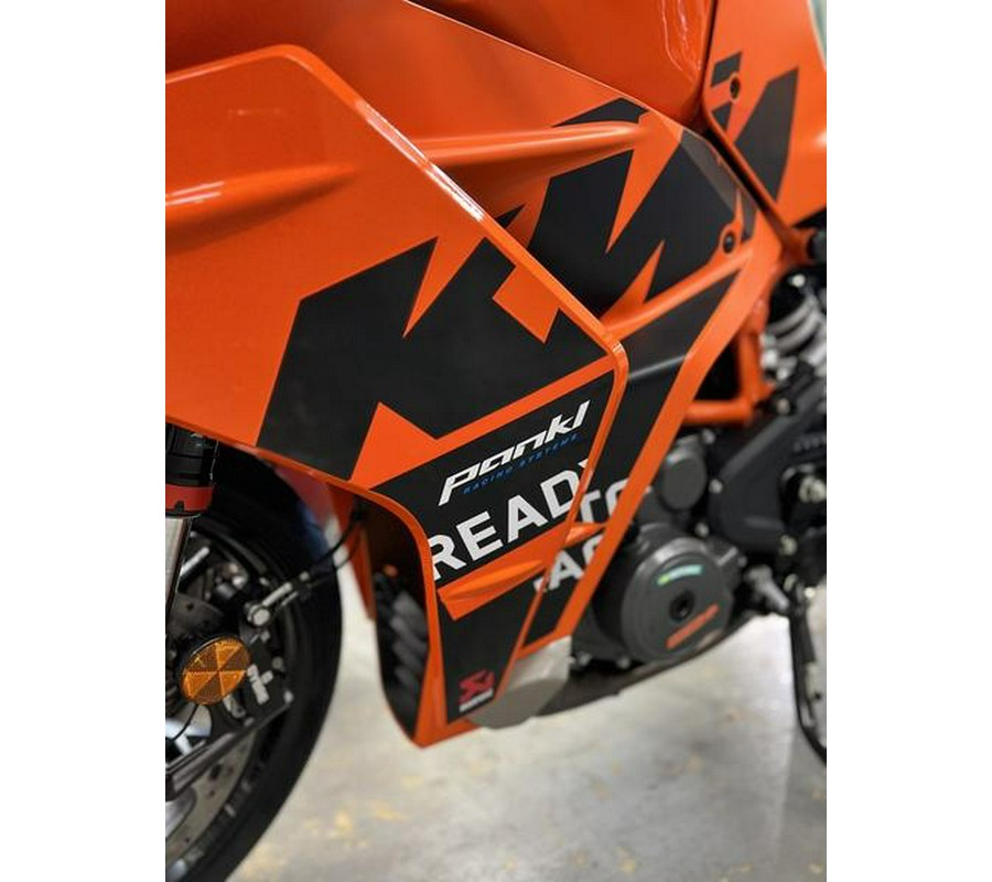 2023 KTM RC 390