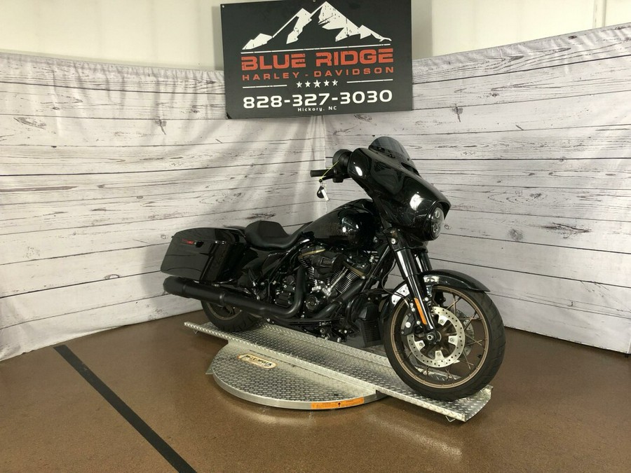 FLHXST 2022 Street Glide ST